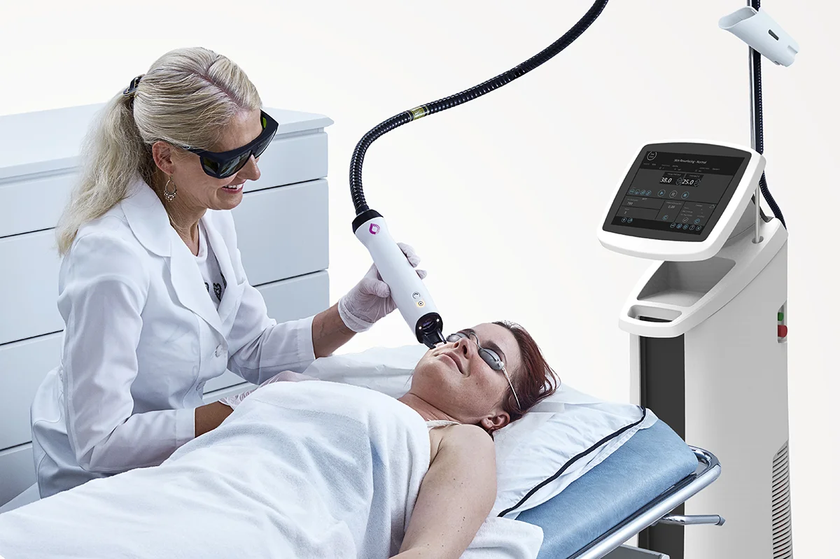 Candela Nordlys vielseitige Laserplattform in der Fachpraxis Warendorf